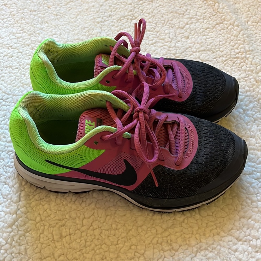 Nike Air Pegasus+ 30